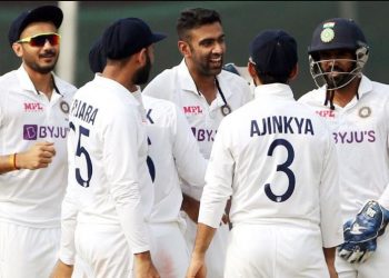 Ashwin thanks Harbhajan Singh after becoming India’s third-highest wicket taker in Test