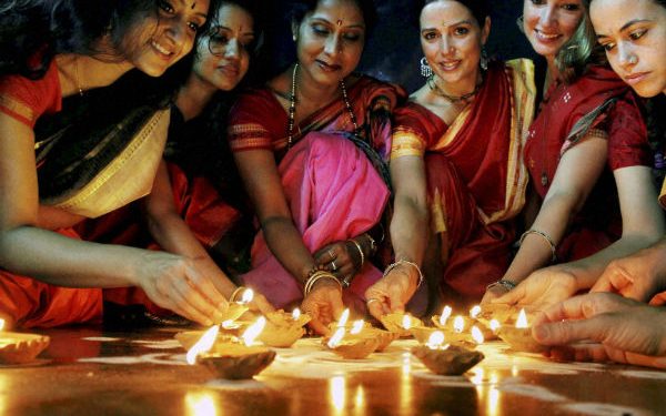 CM Naveen Patnaik, Governor extend Diwali, Kali Puja greetings