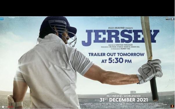Shahid Kapoor's 'Jersey' poster smashes it out of the park!