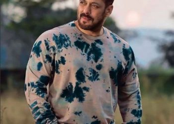 Salman Khan shines in Guru Randhawa, Iulia Vantur's music video