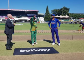 Team India win the toss and elect to bowl first in the final ODI.(Photo:BCCI/Twitter)