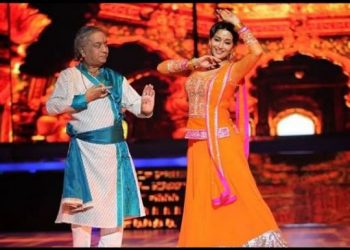 When Pandit Birju Maharaj taught Kathak to Madhuri, Deepika