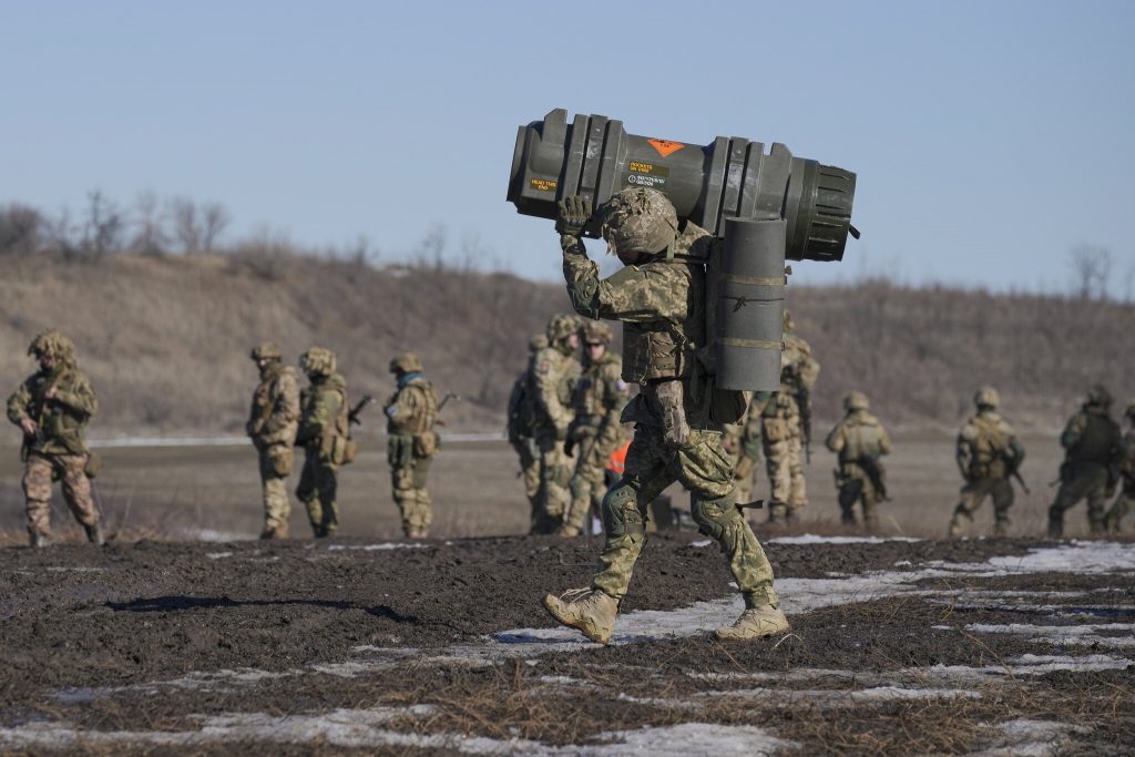 Arms pouring in Ukraine, Russia broadens its offensive
