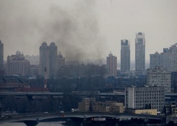 Ukraine crisis - Russian assault destroyed 390 buildings in Kiev till now