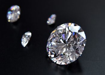 Diamond production down by 21%; 10K workers lose jobs, salary cuts for others