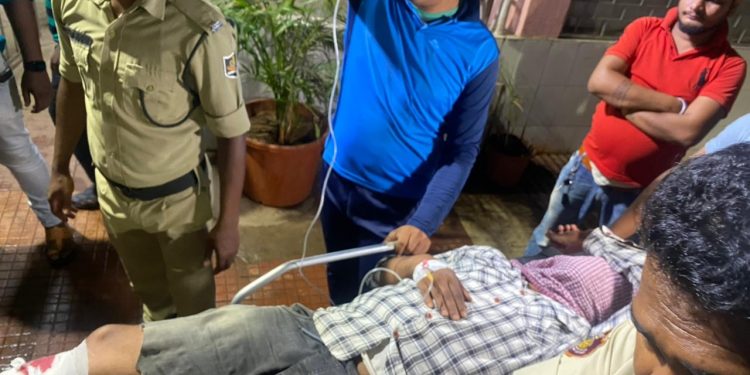Odisha: Most wanted criminal injured in an encounter with police.