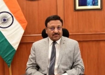 Rajiv Kumar assumes charge as chief election commissioner