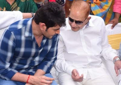 Mahesh Babu's heartfelt Father's Day greetings goes viral