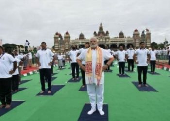 PM Modi inaugurates 8th International Yoga Day at Mysuru