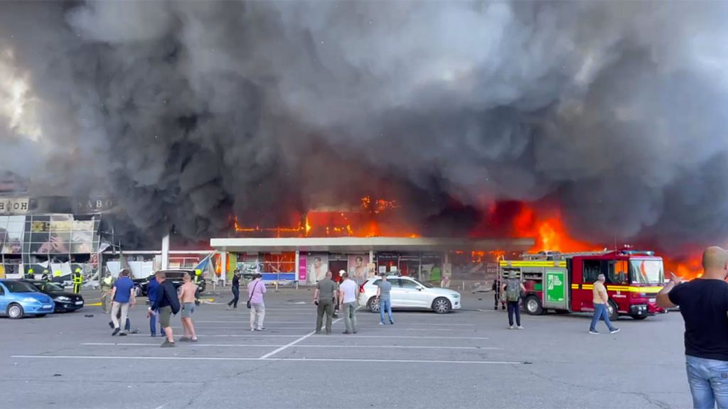 At least 16 killed after missile hits Ukrainian shopping mall