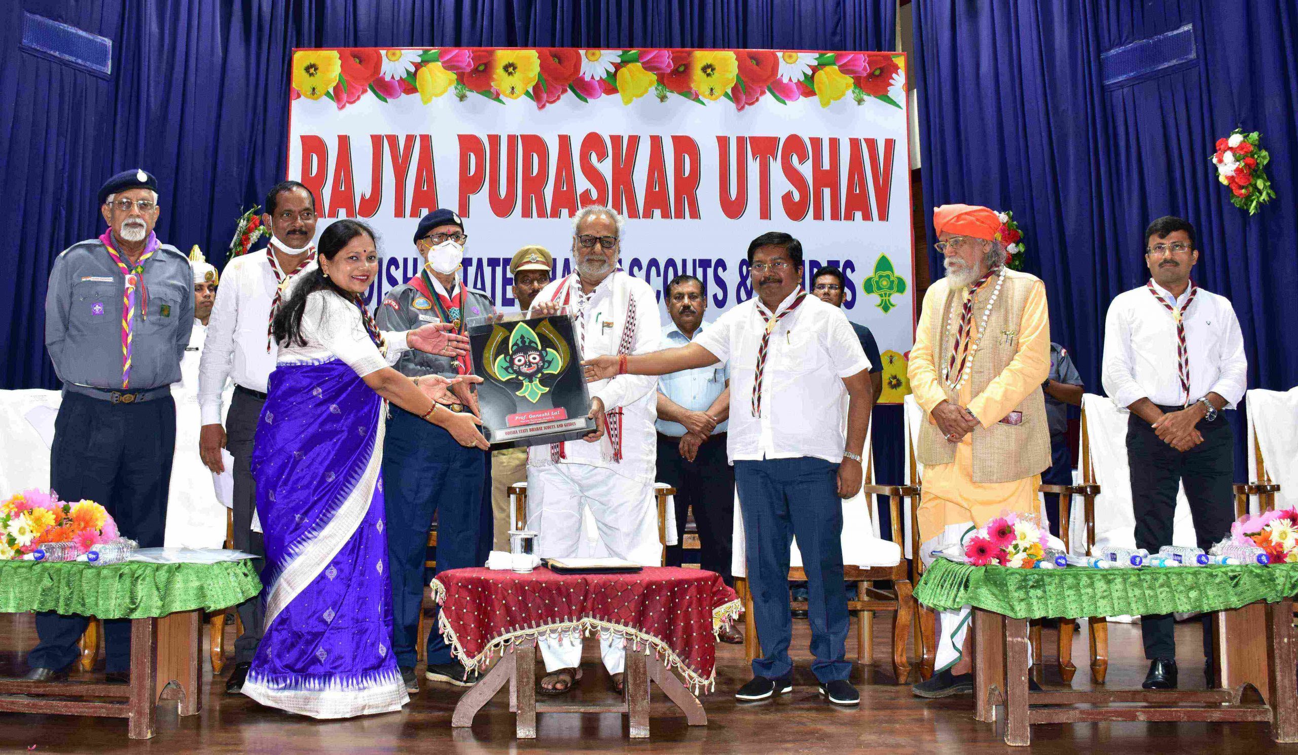 Governor Ganeshi Lal attends state-level award distribution ceremony of Odisha State Bharat Scouts and Guides at Suchana Bhawan in Bhubaneswar