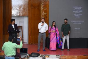 Actor Partha Sarathi Ray speaks to the audience 