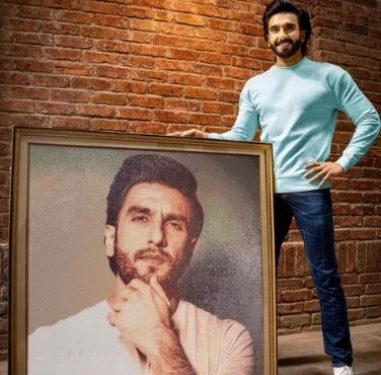 Fan gifts 100,000 crystal-studded portrait to Ranveer Singh on his birthday