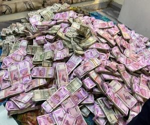 Gold, Rs 28 crore in cash found at apartment linked to Partha Chatterjee