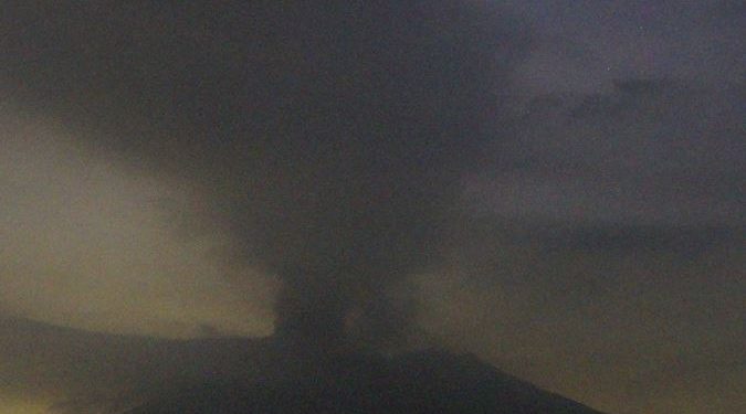 Japan, Sakurajima volcano