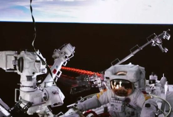 China, astronaut, spacewalk