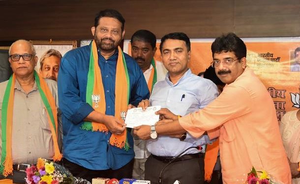 Despite oath of not leaving party, Goa Congress MLAs switch to BJP