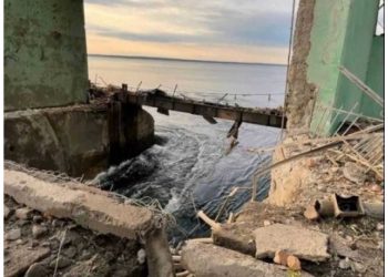 Missiles hit reservoir dam in Ukraine crisis, prompts evacuation