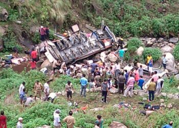 Heavy casualties feared as bus falls into gorge in Uttarakhand's Pauri district