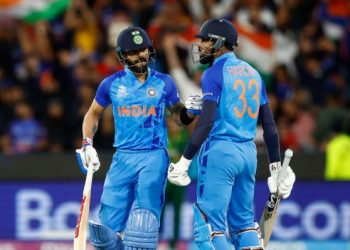 India pull off a sensational four-wicket win against Pakistan in their T20 World Cup match