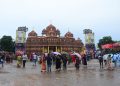 Durga Puja, rain