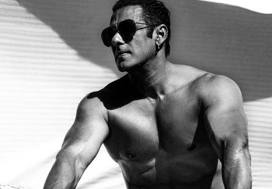 Salman Khan drops shirtless picture on Bhai Dooj