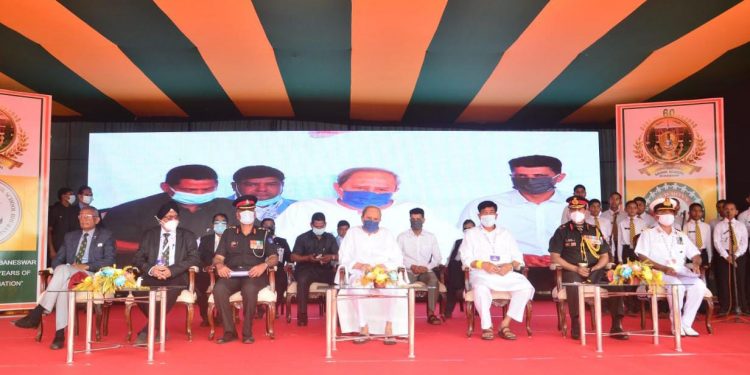 Odisha Chief Minister Naveen Patnaik Saturday urged students of Sainik School, Bhubaneswar