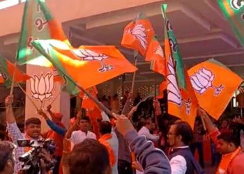 BJP in Gujarat; Congress posts worst performance as AAP plays spoilsport