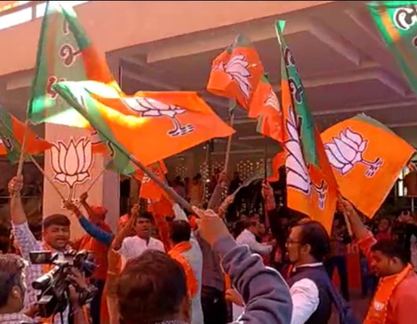 BJP in Gujarat; Congress posts worst performance as AAP plays spoilsport