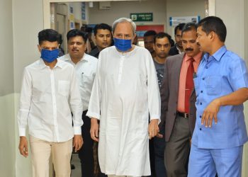 Naveen Patnaik at Apollo Hospital following the demise of Naba Das
