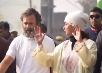 Actor-politician Urmila Matondkar joins Rahul Gandhi's Bharat Jodo Yatra in Jammu