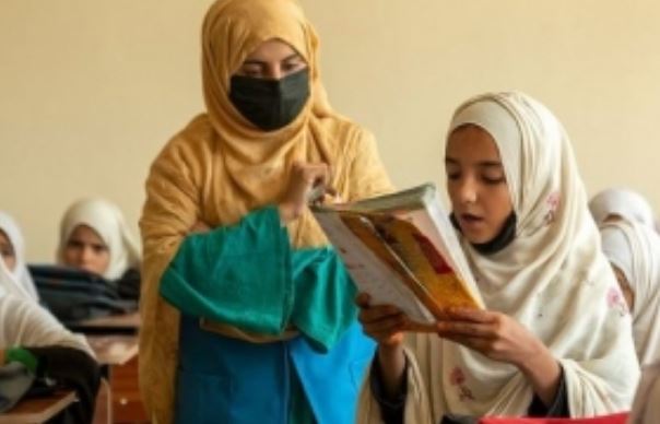 Reverse decrees limiting women's rights, UN urges Taliban