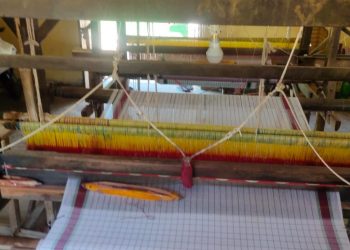 Raw material shortage hits Gopalpur weavers