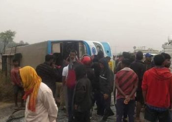 25 passengers injured as bus turns turtle in Kendrapara district
