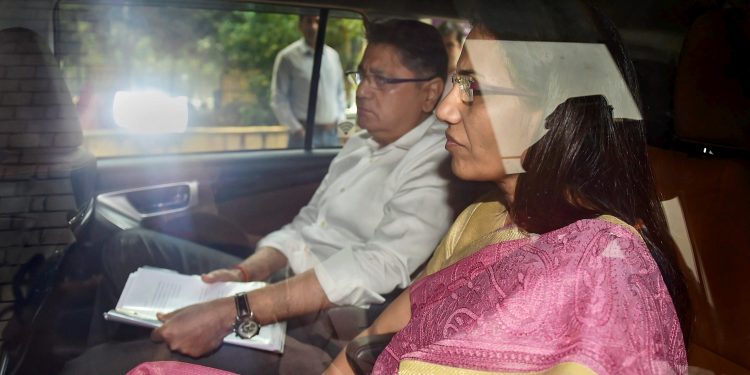 Loan fraud case: Chanda, Deepak Kochhar released from jail