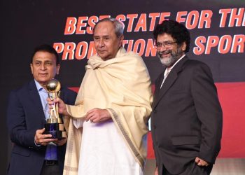 Odisha CM receives 'Best State for Promotion of Sports' award in Mumbai