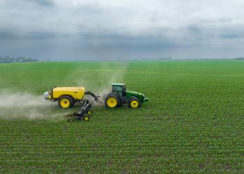 India imports 152.7 lakh ton fertilisers till Dec this fiscal