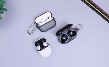 Wireless earbuds