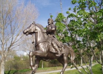 Shivaji statue