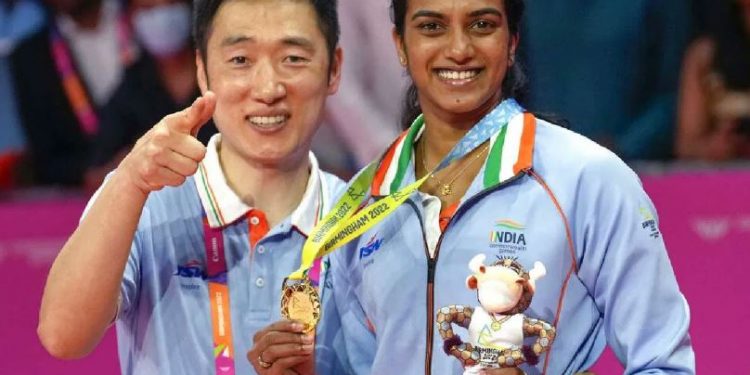 PV Sindhu part away with coach Park Tae Sang (Image: Twitter)