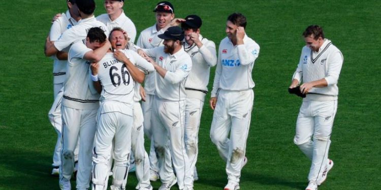 New Zealand win a thriller by 1 run against England after being forced to follow-on (Image: Twitter)