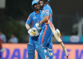 Amelia Kerr's all round performance helped MI beat RCB (Image: wplt20/Twitter)