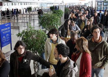 Charles de Gaulle Airport, Paris cancelled over 100 flights amid labour protests (Image: Twitter)