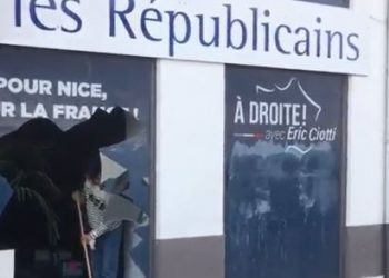 Vandalized Nice office of the president of the French Republican party (Image: Twitter)