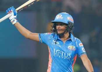 Harmanpreet Kaur hard hitting help MI register their fourth consecutive match in WPL 2023 (Image: Twitter)