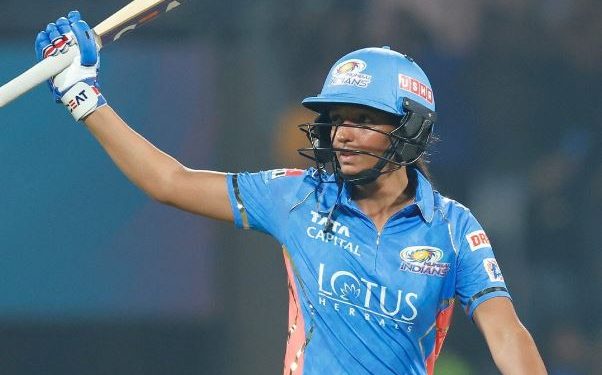 Harmanpreet Kaur hard hitting help MI register their fourth consecutive match in WPL 2023 (Image: Twitter)