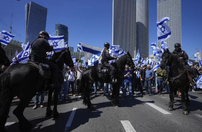 Israelis stage 'day of resistance' against Netanyahu plan