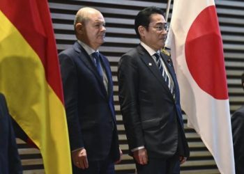 Japan, German leaders agree to strengthen ties, supply chain