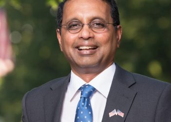 Indian-American Kannan Srinivasan to run for Virginia legislature