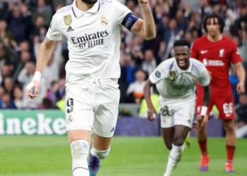 Karim Benzema scores as Real Madrid advance to quarterfinals of Champions League 2022-23 beating Liverpool (Image: realmadrid/Twitter)